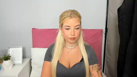 KristyFlowers online show from 01/15/25, 06:01