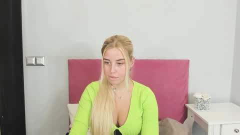 KristyFlowers online show from 01/31/25, 09:48