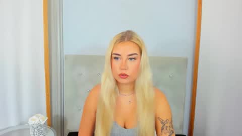 KristyFlowers online show from 02/12/25, 06:08