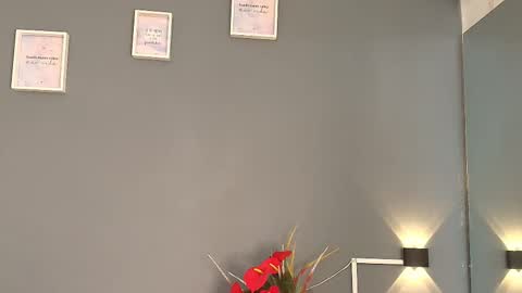 Cristina online show from 10/30/25, 01:56