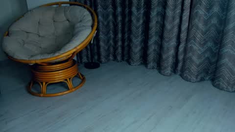 Misty online show from 04/21/26, 09:06