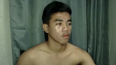 Snapshot of kritthanarkorn chatting on 11/24/25, 11:10 kritthanarkorn online show from 11/24/25, 11:10