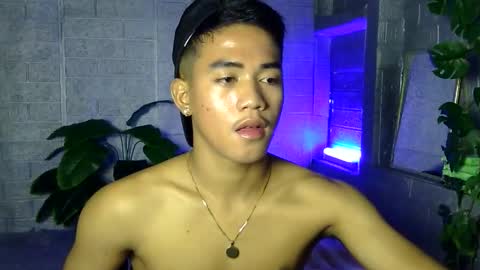 kritthanarkorn online show from 12/20/25, 06:31