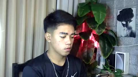 kritthanarkorn online show from 01/15/26, 12:21