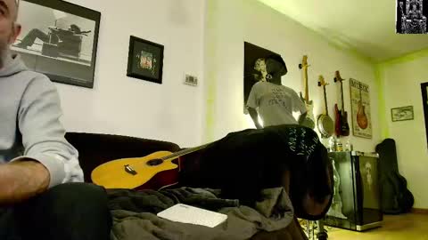 krummersaebel online show from 03/04/25, 07:22