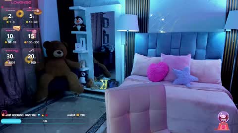 Snapshot of krysstal__ chatting on 02/20/25, 06:17 online show from 02/20/25, 06:17