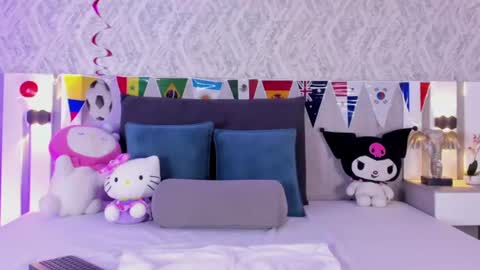 Krystal online show from 06/30/26, 11:06