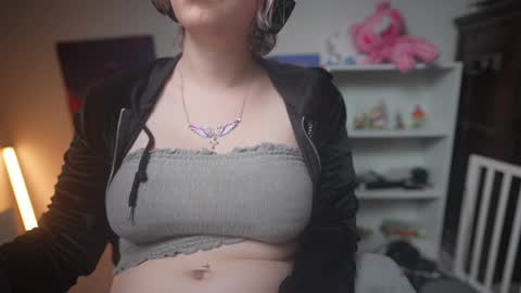 Krystal Syx online show from 02/08/25, 03:30