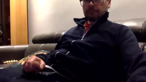 Snapshot of krzysztof1977 chatting on 12/18/25, 11:11 krzysztof1977 online show from 12/18/25, 11:11