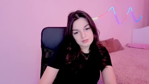 Snapshot of kseniaray chatting on 05/18/26, 09:59 Ksenia online show from 05/18/26, 09:59