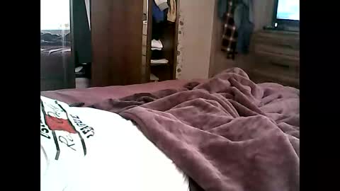 kskmertkskks online show from 02/22/25, 07:23