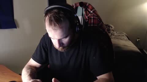 Snapshot of kuggy570 chatting on 01/01/25, 01:48 Kuggy online show from 01/01/25, 01:48