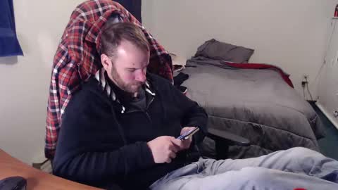 Snapshot of kuggy570 chatting on 01/15/25, 10:46 Kuggy online show from 01/15/25, 10:46