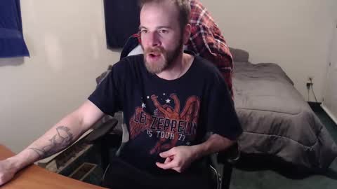 Snapshot of kuggy570 chatting on 02/07/25, 11:24 Kuggy online show from 02/07/25, 11:24