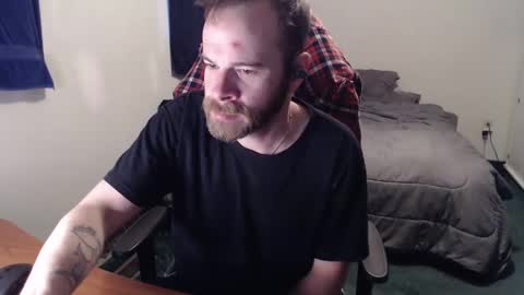 Snapshot of kuggy570 chatting on 02/11/25, 01:51 Kuggy online show from 02/11/25, 01:51