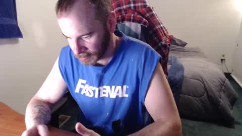 Snapshot of kuggy570 chatting on 03/08/25, 12:52 Kuggy online show from 03/08/25, 12:52