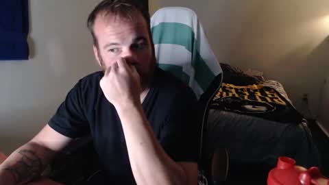 Snapshot of kuggy570 chatting on 09/23/25, 12:02 Kuggy online show from 09/23/25, 12:02