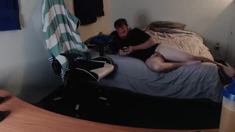 Snapshot of kuggy570 chatting on 10/08/25, 11:35 Kuggy online show from 10/08/25, 11:35