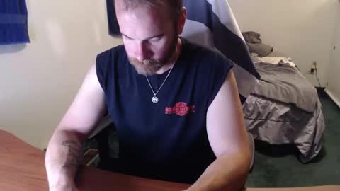 Snapshot of kuggy570 chatting on 10/11/25, 11:42 Kuggy online show from 10/11/25, 11:42