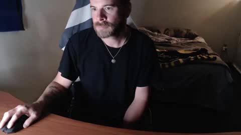 Snapshot of kuggy570 chatting on 10/14/25, 12:06 Kuggy online show from 10/14/25, 12:06