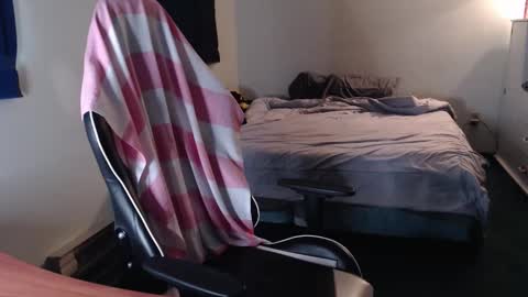 Kuggy online show from 05/19/26, 09:32