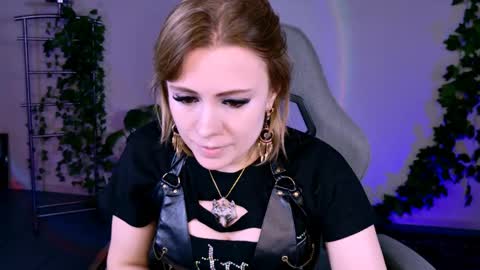 Eileen online show from 05/13/26, 10:23