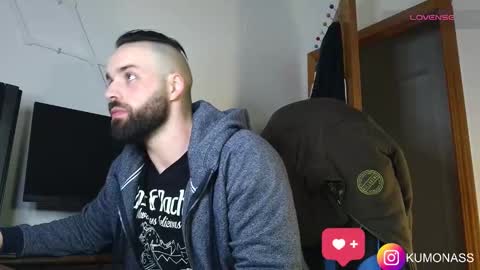 Snapshot of kumonass chatting on 02/19/25, 11:04 kumonass online show from 02/19/25, 11:04