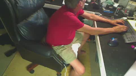 kumoncam01 online show from 09/30/25, 10:31