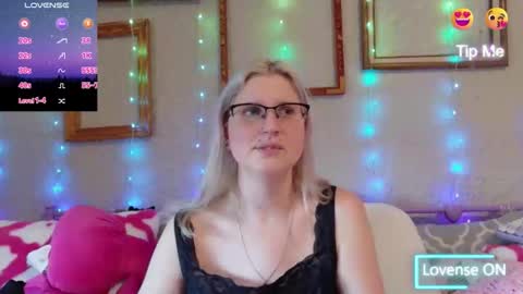 Samantha online show from 02/10/26, 01:37