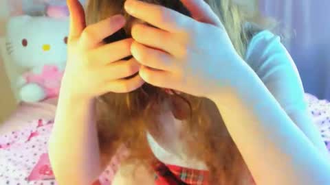 Anna online show from 09/20/25, 02:34