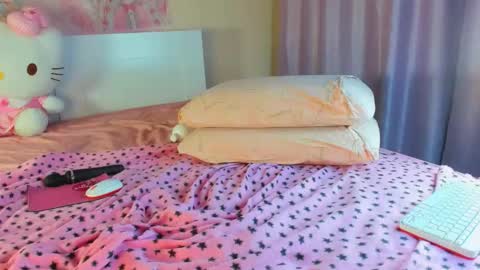 Anna online show from 11/15/25, 02:20