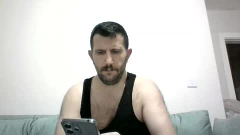 Snapshot of kurdshman65 chatting on 01/28/25, 02:31 Kurdshman online show from 01/28/25, 02:31