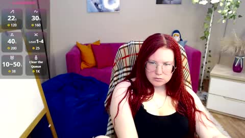 kuri_u online show from 05/01/26, 09:25