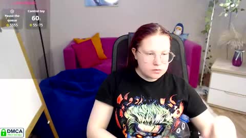 kuri_u online show from 05/11/26, 09:48