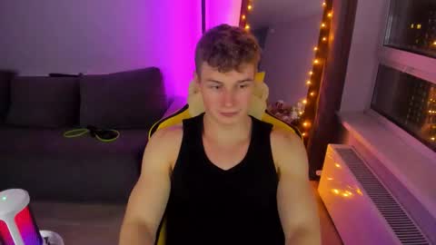 kurt_hanssen online show from 12/15/25, 06:23