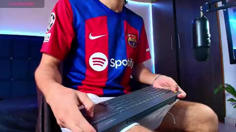 kuzzcoo online show from 09/28/25, 08:36