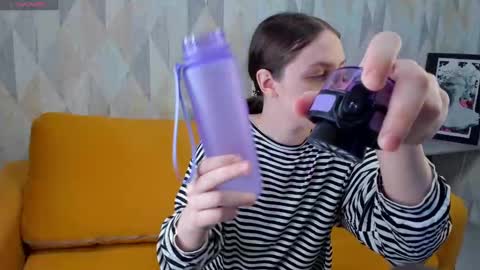 Kvetachka Thu-Sun 0900am-1500pmGTM2 online show from 03/11/25, 01:16