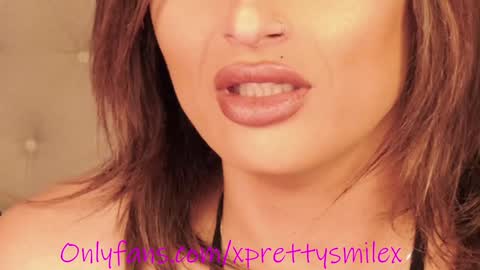 Snapshot of kxaxmichelle chatting on 01/09/25, 08:22 Kick online show from 01/09/25, 08:22