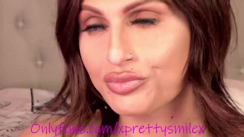 Snapshot of kxaxmichelle chatting on 01/22/25, 10:59 Kick online show from 01/22/25, 10:59