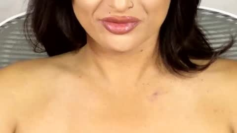 Snapshot of kxaxmichelle chatting on 11/20/25, 10:20 Kick online show from 11/20/25, 10:20