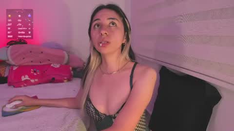 Aria Kess  online show from 05/15/26, 10:39