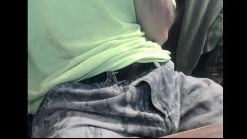 Snapshot of kyle390 chatting on 12/04/24, 09:46 kyle390 online show from 12/04/24, 09:46