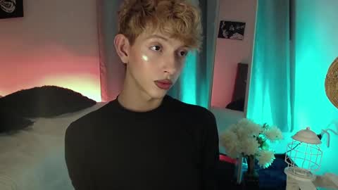 Snapshot of kyle__cooper chatting on 12/09/24, 01:18 Kyle Cooper online show from 12/09/24, 01:18