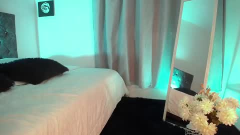 Snapshot of kyle__cooper chatting on 01/09/25, 04:41 Kyle Cooper online show from 01/09/25, 04:41