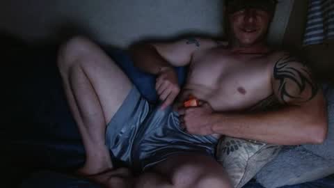 Kyle chat online show from 04/08/26, 01:11