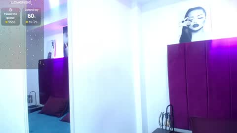 Kylee28 online show from 02/06/25, 08:23