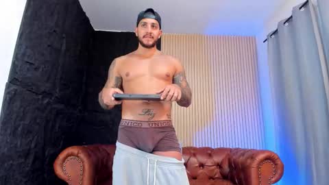 kylenorth_ online show from 03/18/26, 08:01