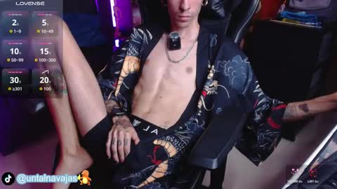 Kyle    online show from 12/17/25, 01:39