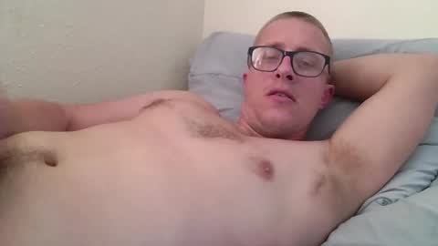 Snapshot of kyleracepearson chatting on 04/12/26, 01:21 kylerace online show from 04/12/26, 01:21