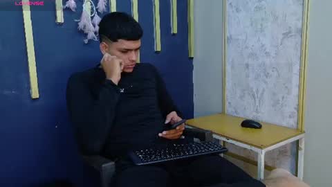Snapshot of kyliam_big chatting on 07/25/26, 01:04 Kyliam online show from 07/25/26, 01:04